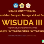 Wisuda Diploma III Farmasi
