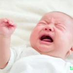 bayi menangis terus