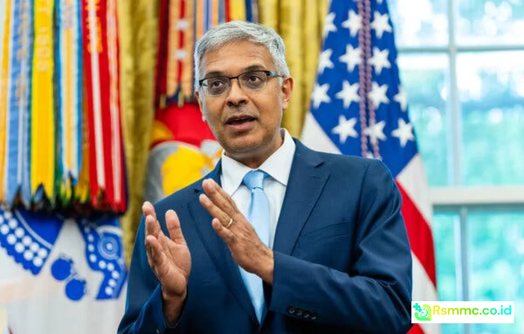 N.I.H. Director Run C.D.C.