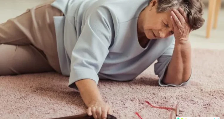 penyebab lansia sering jatuh