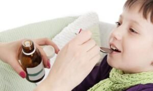 Memberikan Obat Kepada Anak Saat Sakit, Begini Caranya