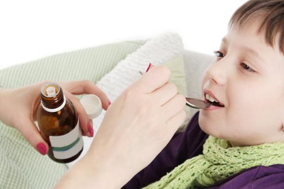 Memberikan Obat Kepada Anak Saat Sakit, Begini Caranya