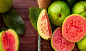Manfaat Jambu Merah untuk Tubuh, Buah Sederhana dengan Nutrisi Melimpah